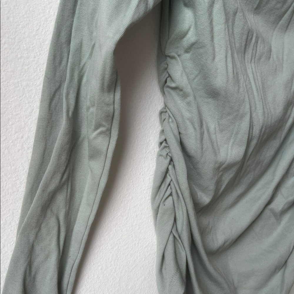 Wild Fable Light Green Ruched Blouse - Picture 4 of 5